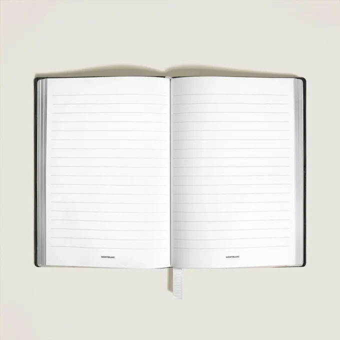 Caderno médio em couro Corteccia, páginas pautadas