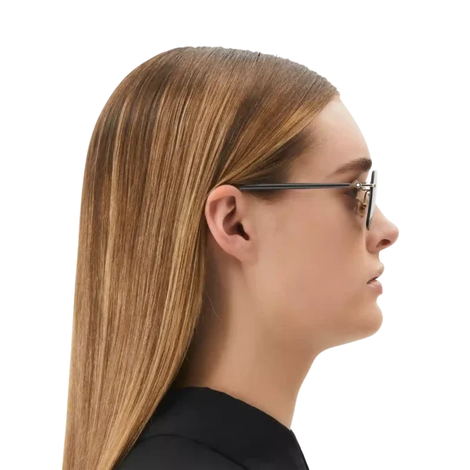 Óculos de sol quadrados com armação metálica dourada Óculos de sol quadrados com armação metálica dourada