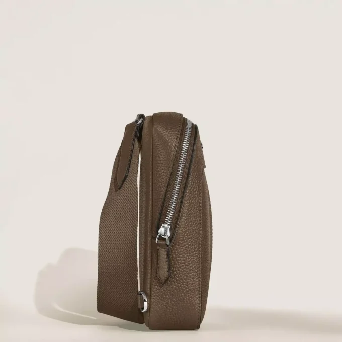 Montblanc Companion em bolsa corporal